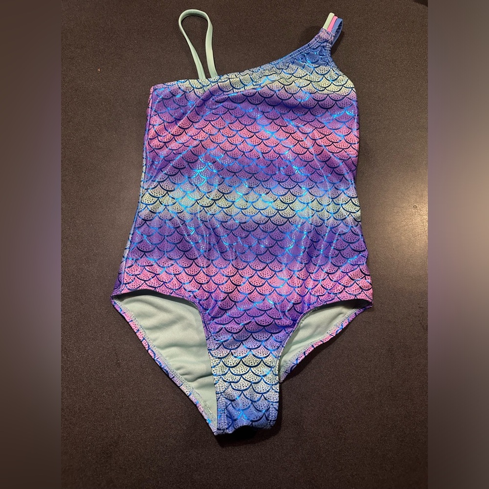 NWOT Breaking Waves One Piece Mermaid Swimsuit in Purple, Pink, Blue - Girls 10